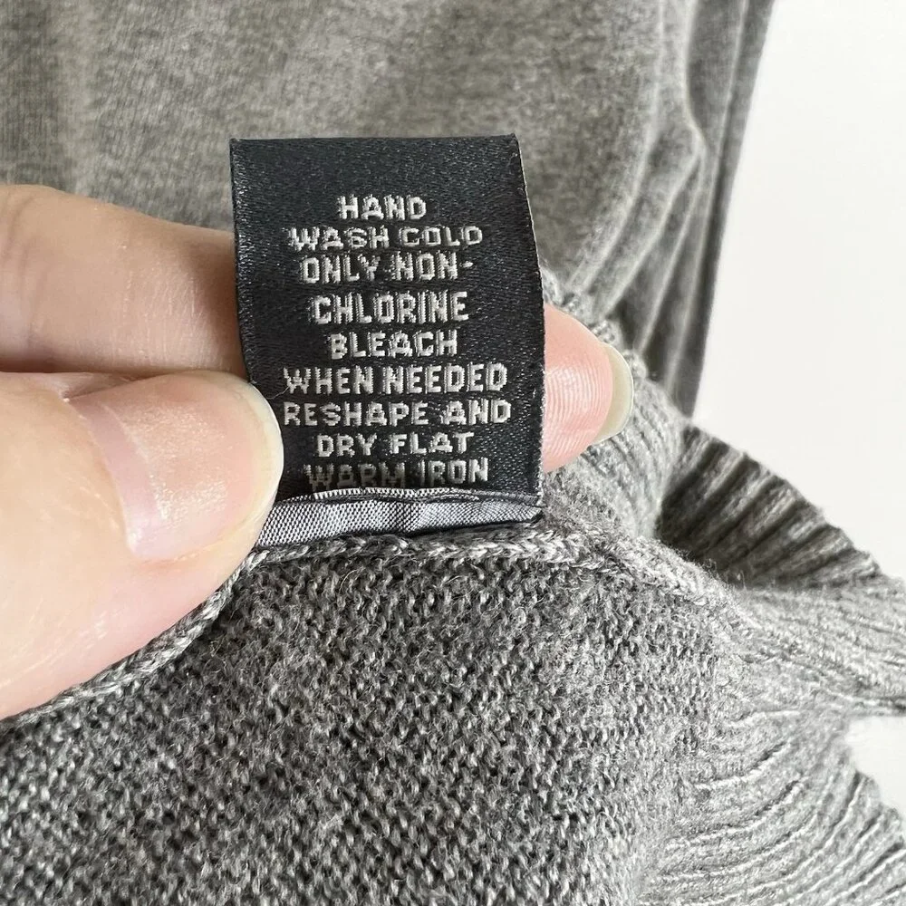 Abercrombie & Fitch Mens Gray Sweater Muscle V Neck Size‎ M Wool Blend Preppy